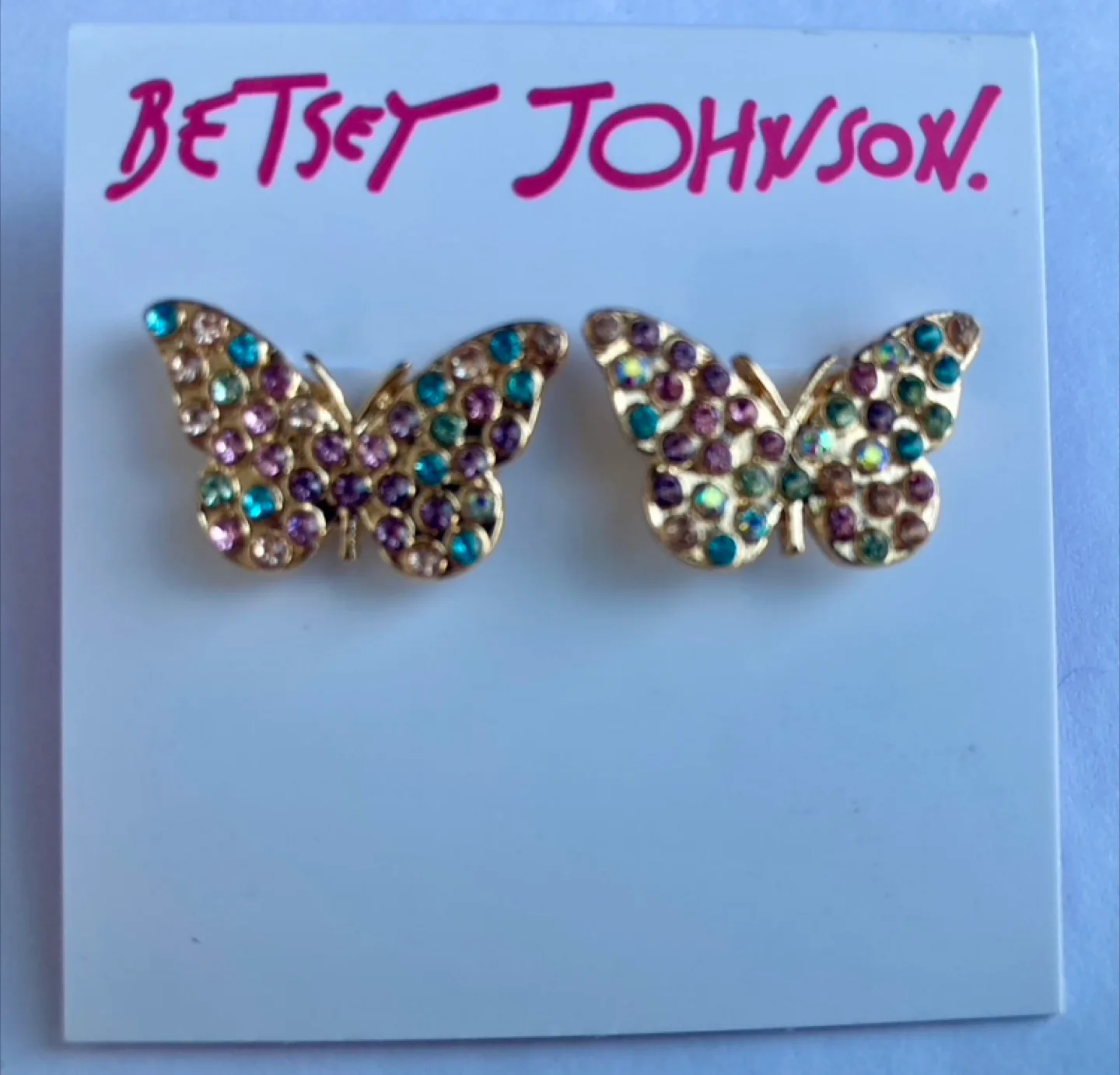 BETSEY JOHNSON Butterfly Love Necklace Earrings Studs Set image indicator(5)