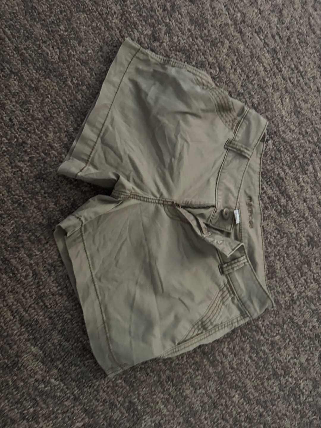 Maurices Women's Khaki Shorts Size 5/6 - photo 2