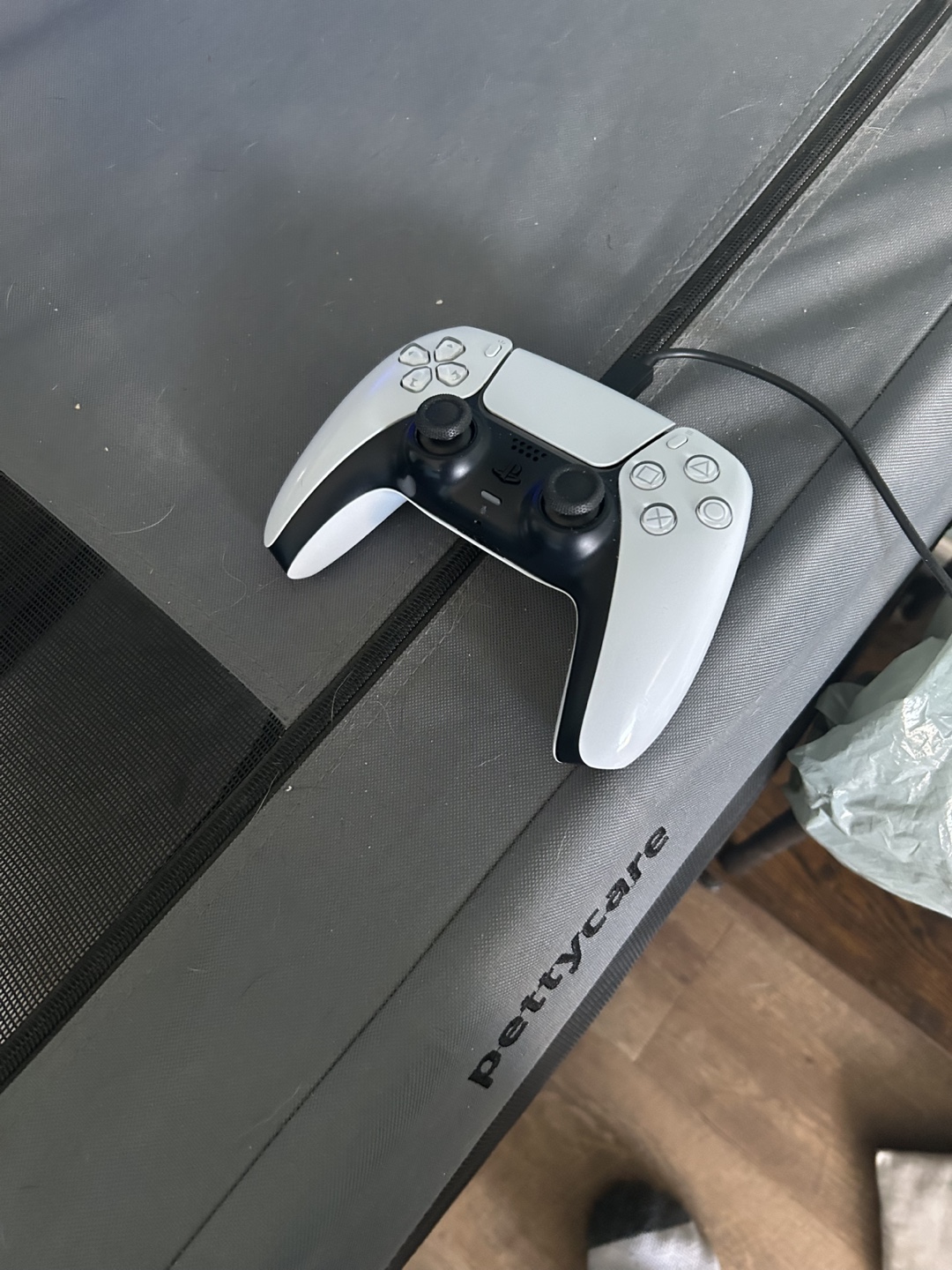 PlayStation 5 Console and Controller - White - photo 4