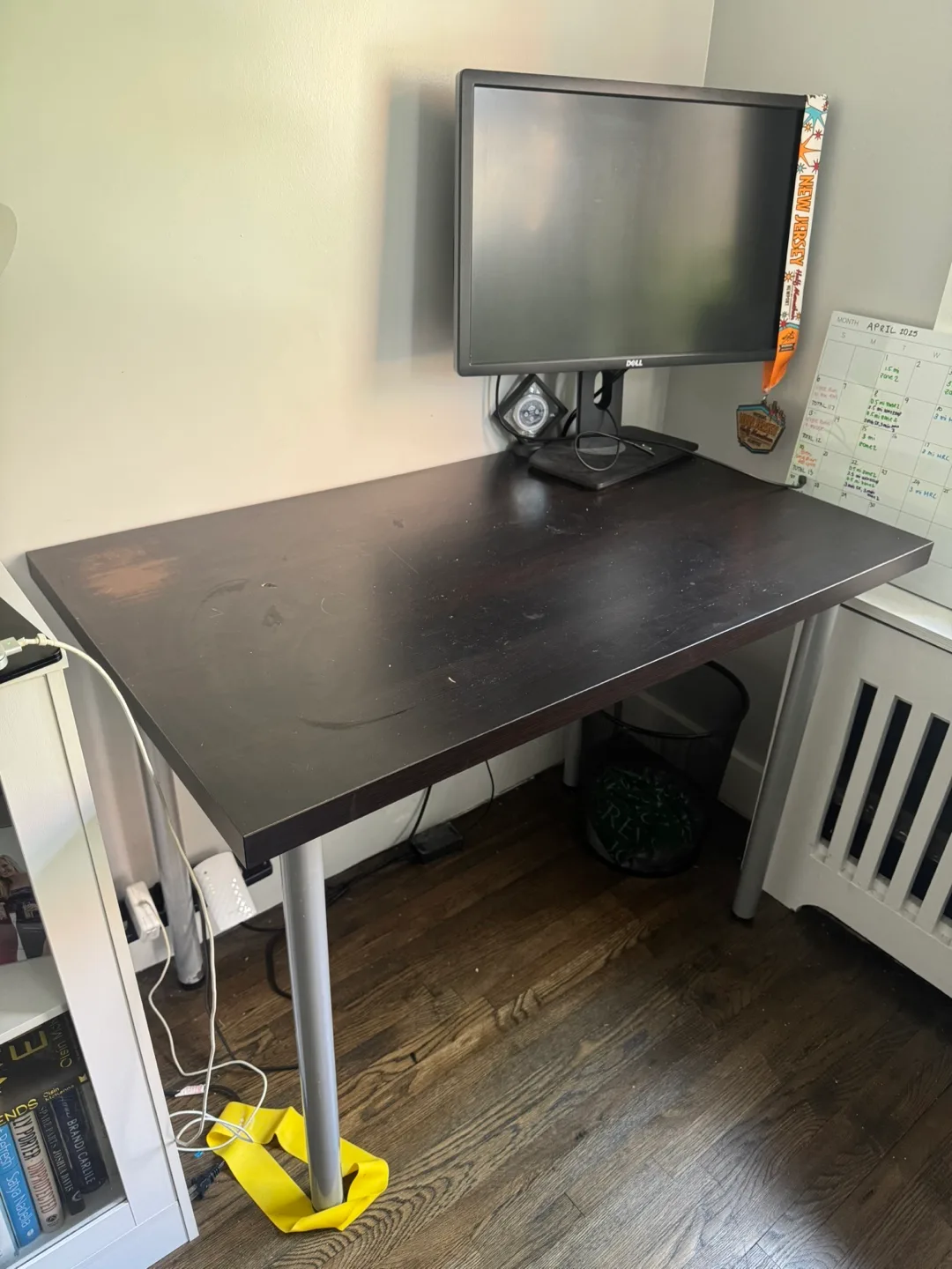 Dark brown computer desk with silver legs thumbnail