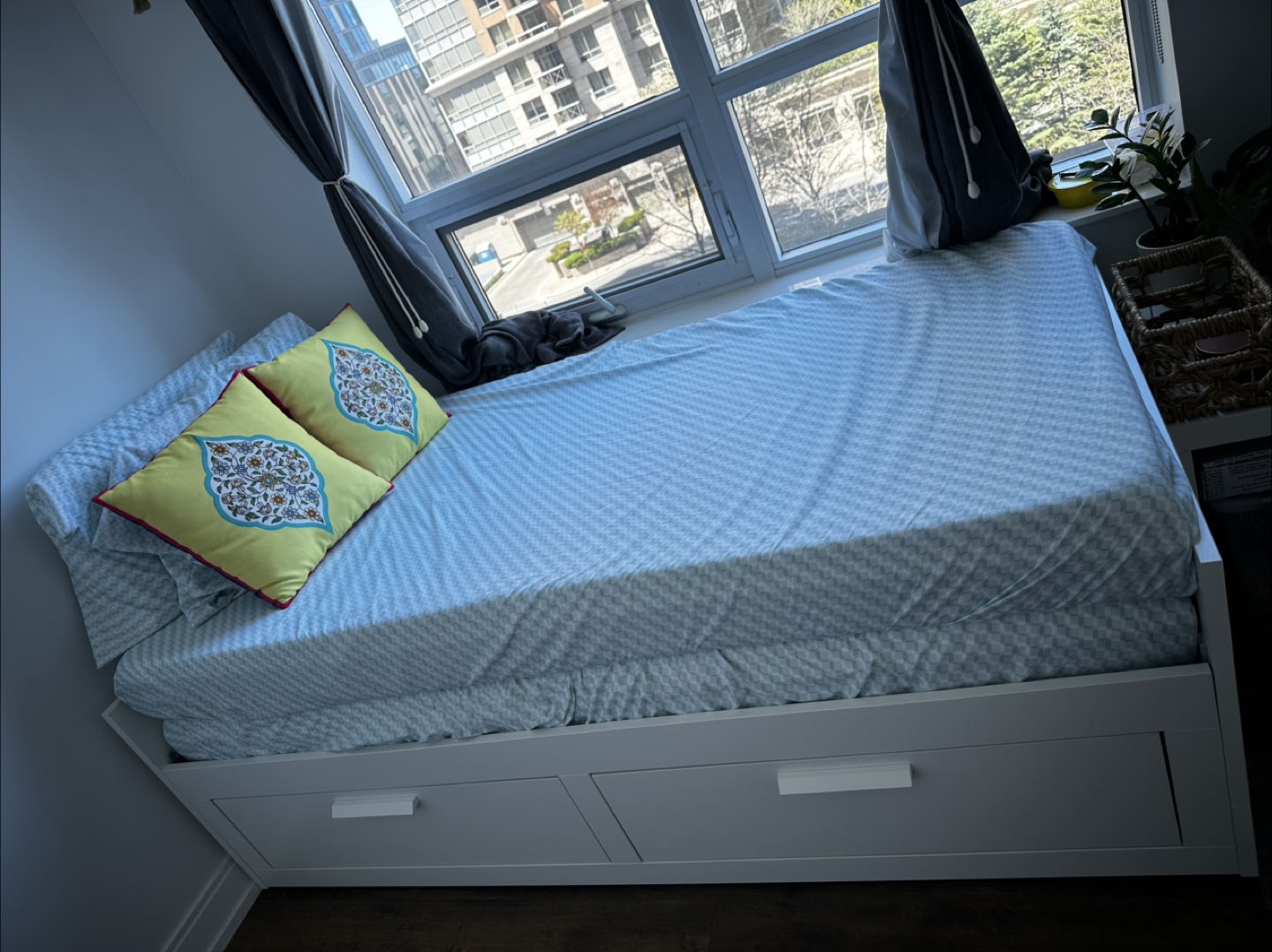 IKEA BRIMNES Daybed with 2 Drawers - White - photo 2