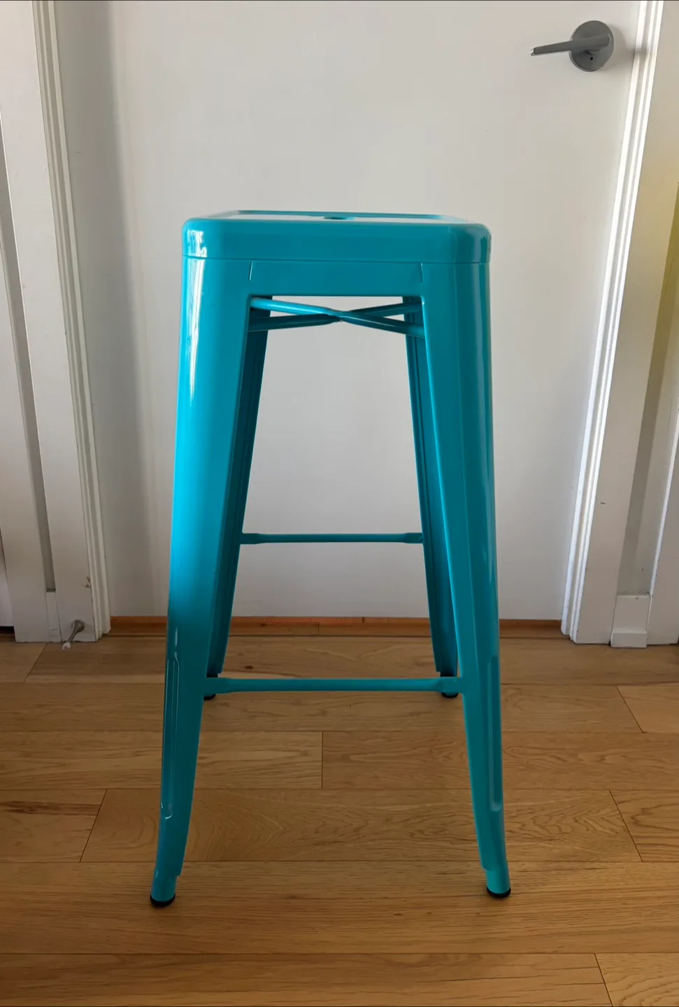 Metal Bar Stool (MOVING SALE - MUST BUY SUN MAY 11) thumbnail