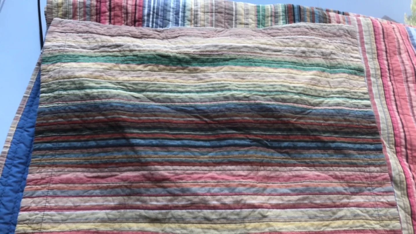 Multicoloured Striped Quilt thumbnail