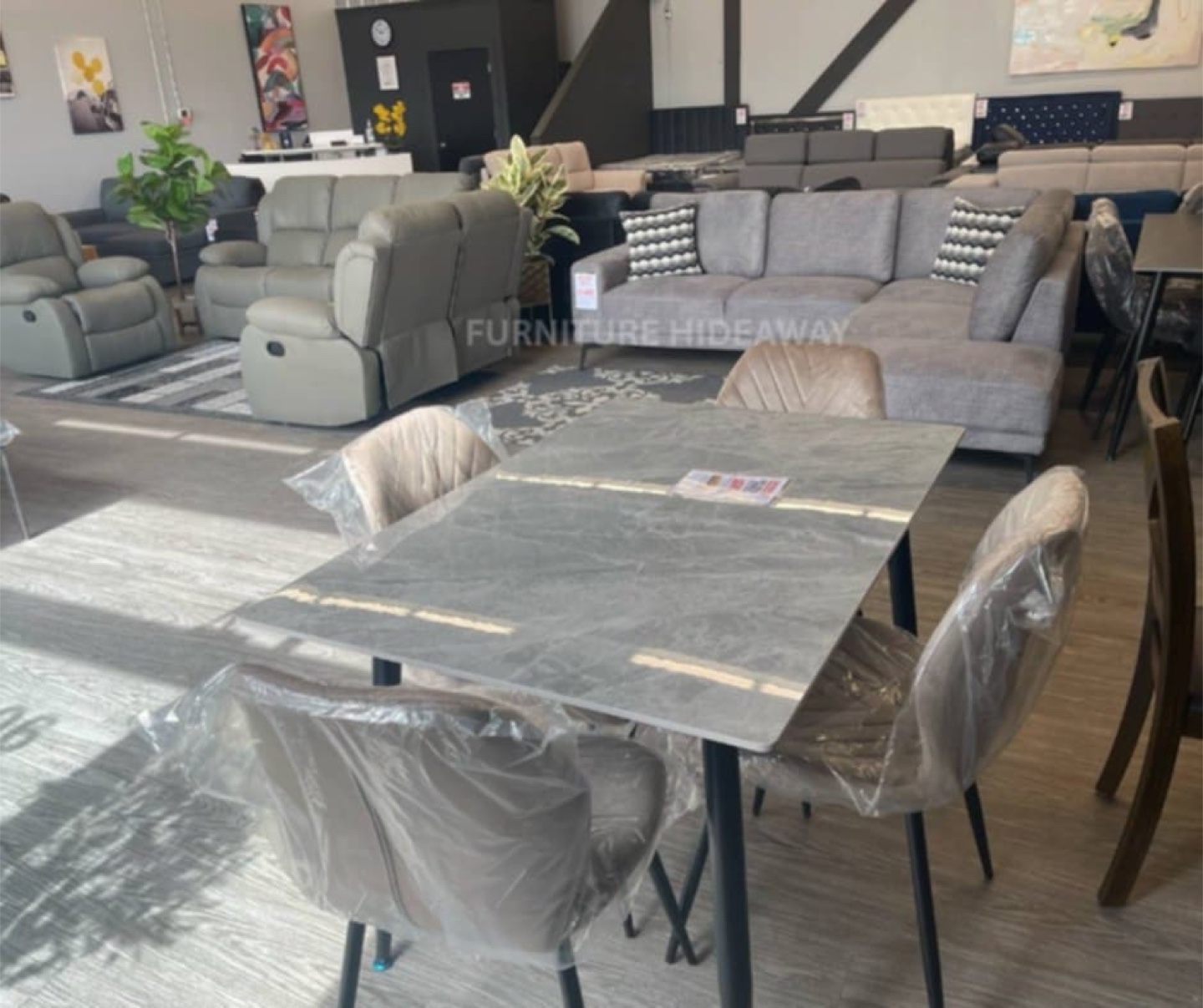 🎉Couches, Dining Tables & Bedframes on Sale for Mother’s Day - photo 2