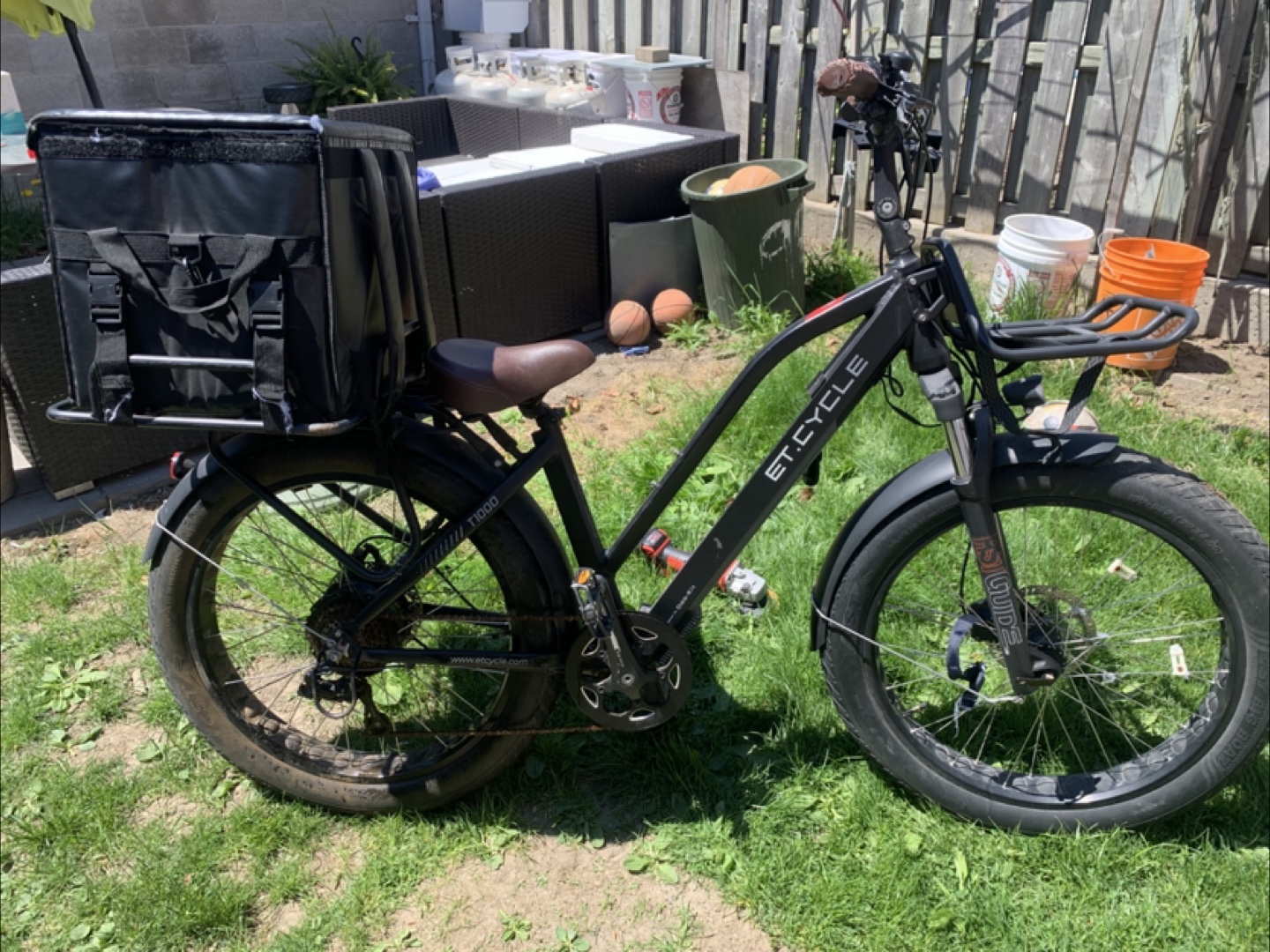 ET Cycle T1000 Electric Bike with Delivery Bag