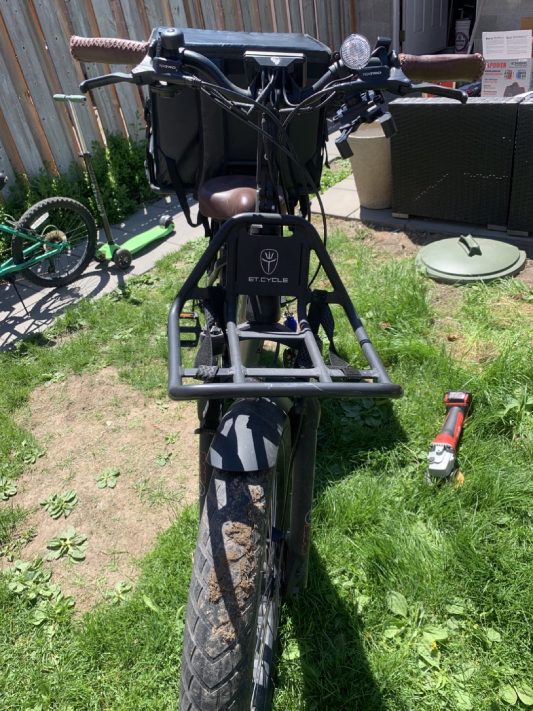 ET Cycle T1000 Electric Bike with Delivery Bag - photo 4