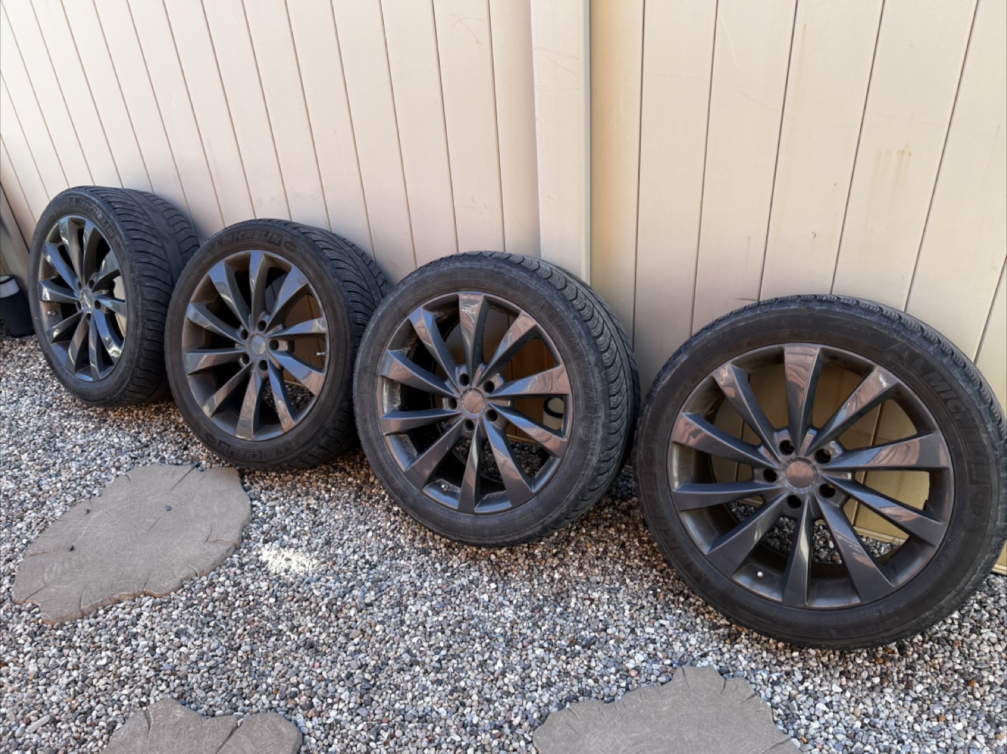 2 sets of 4 20 inch Tesla Model X/Y Wheels and Tires