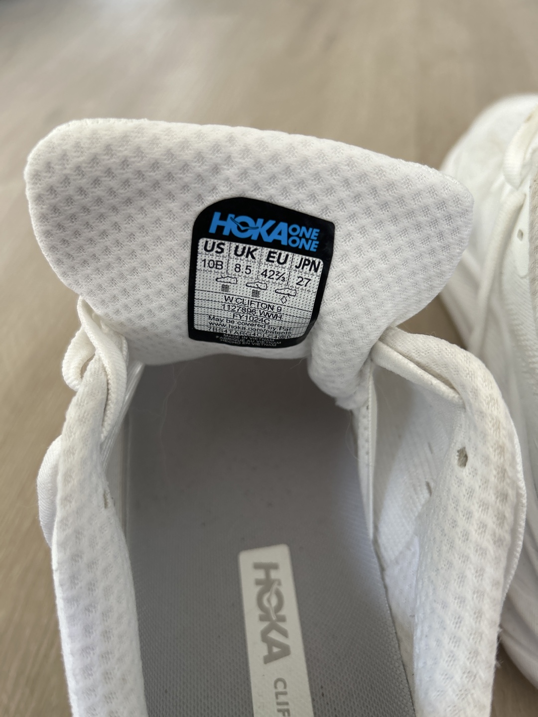 Hoka OneClifton 9 Running Shoes - Women's Size 10 - photo 4