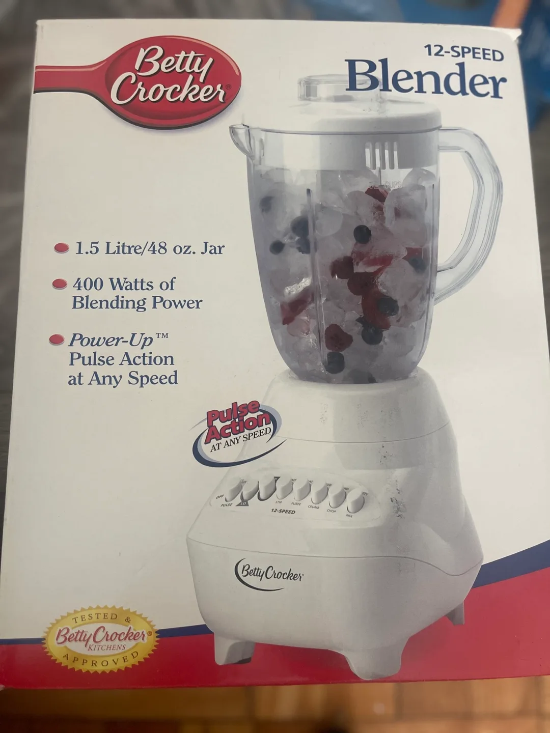 Betty Crocker 12-Speed Blender - 400 Watts thumbnail