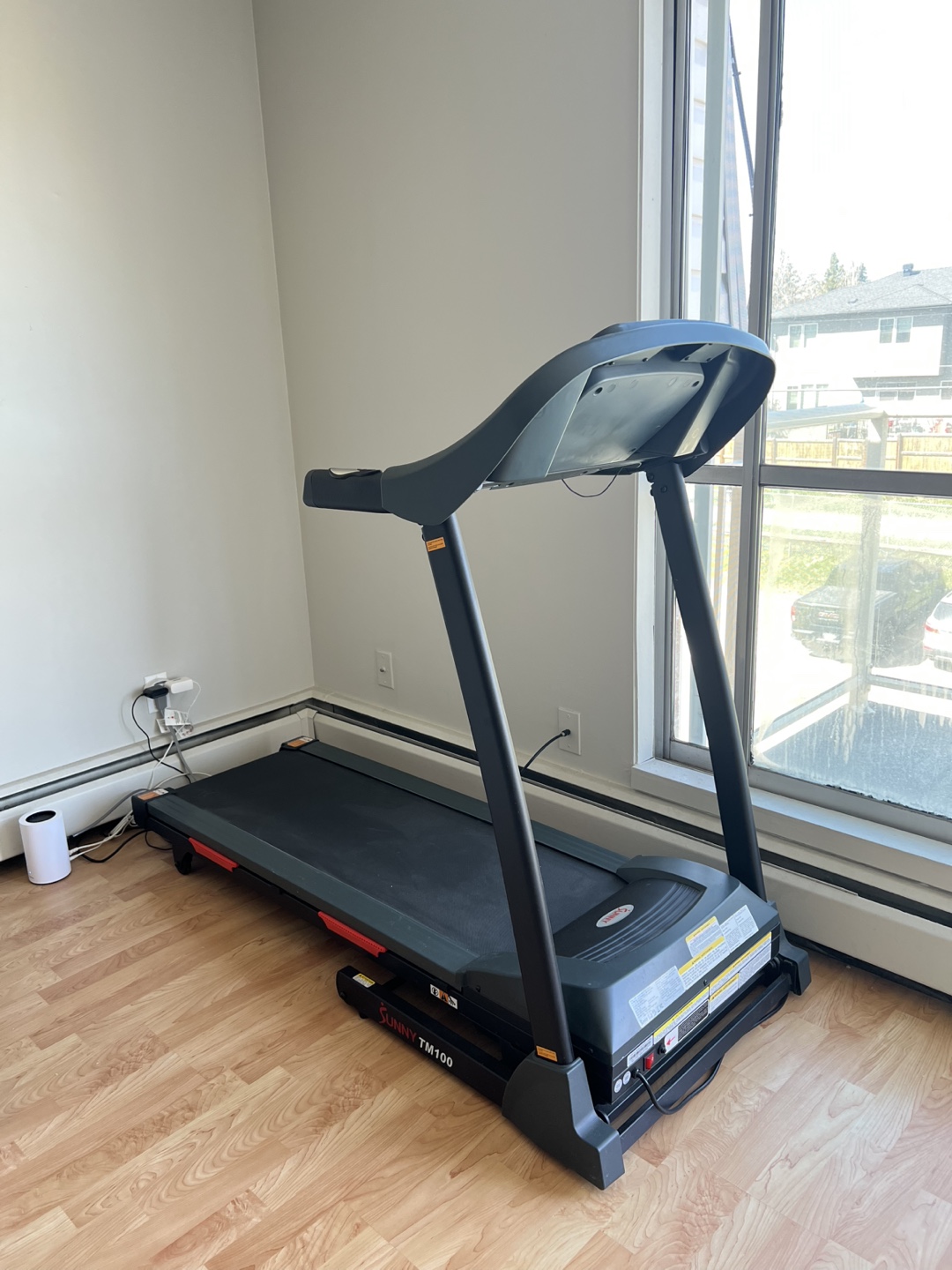Sunny Health & Fitness TM100 Treadmill - photo 2