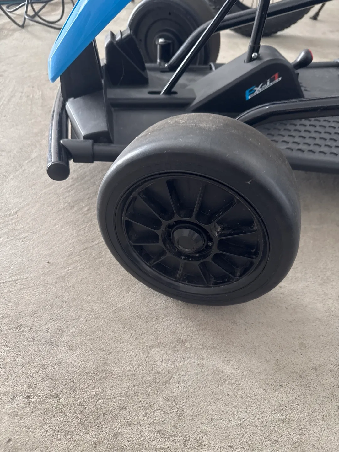 Go-kart for adult and kids image indicator(5)