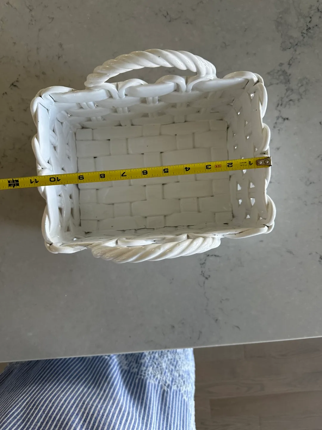 White Ceramic Woven Basket with Handles image indicator(4)