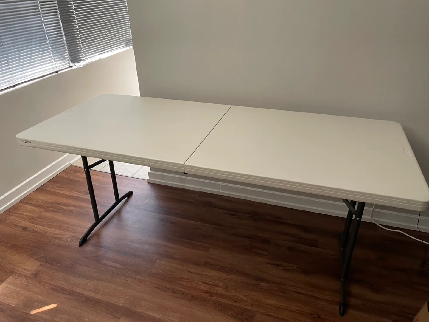 Lifetime 6 Foot Folding Table Commercial Grade thumbnail