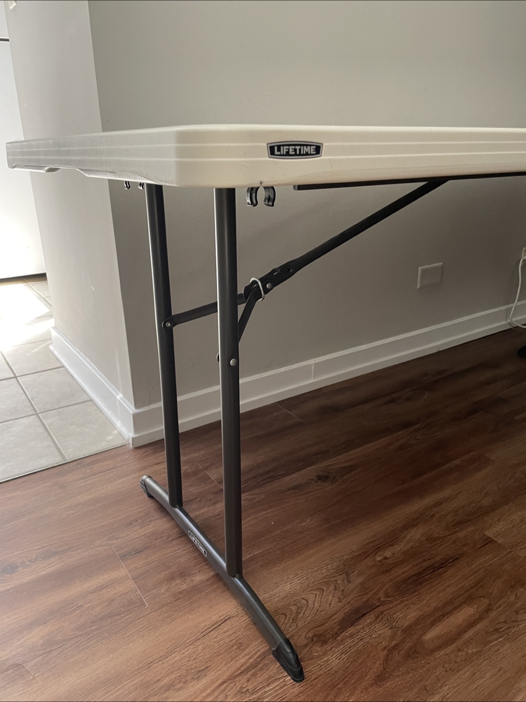 Lifetime 6 Foot Folding Table Commercial Grade - photo 3