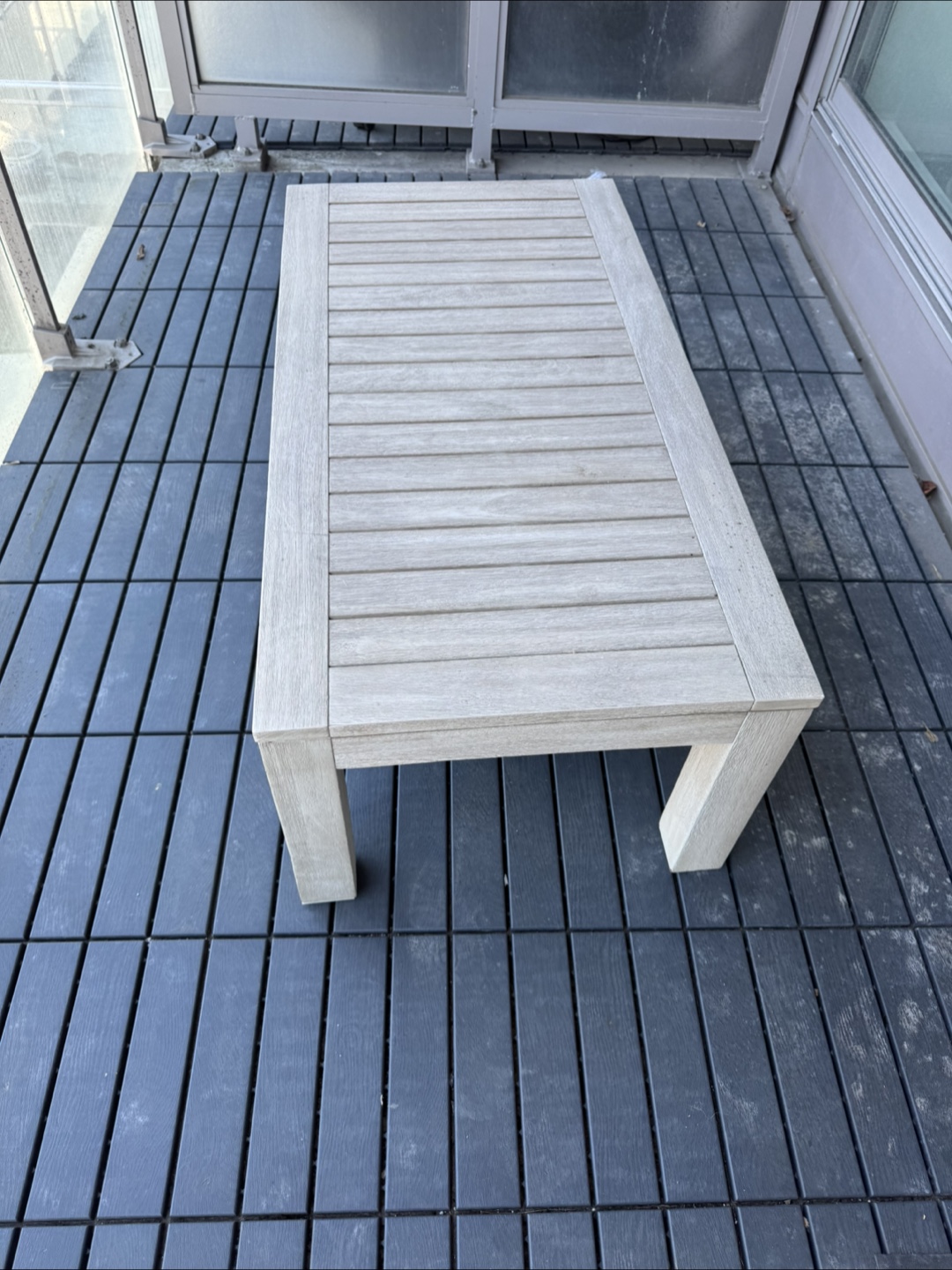 Outdoor Patio Coffee Table – Pottery Barn – $200 (Retail $749!) - photo 2