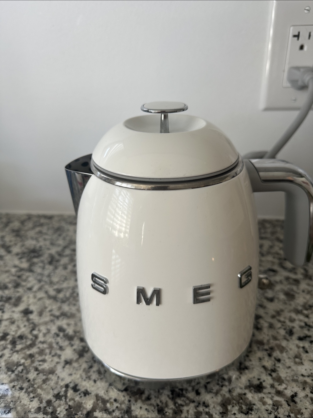 SMEG Electric Kettle - White