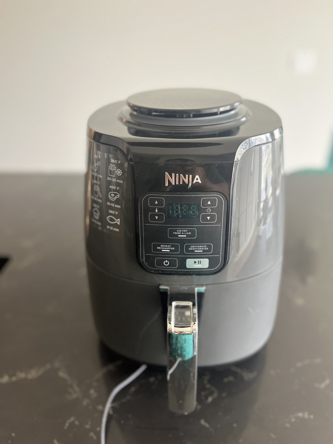 Ninja AF100C 4-Quart Air Fryer