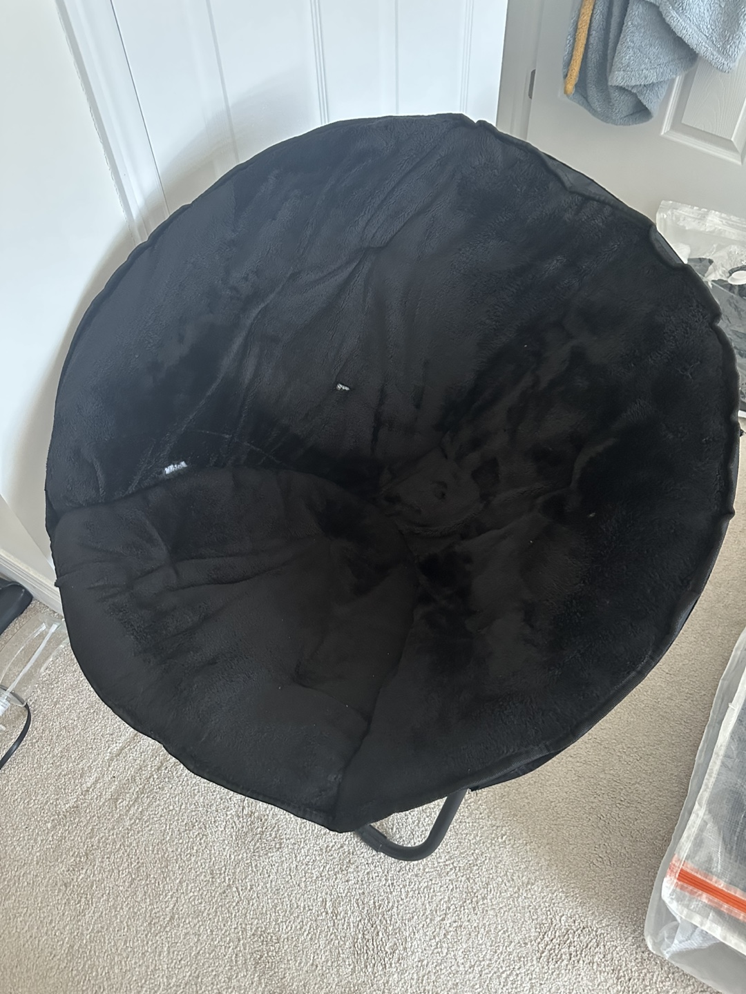 Black Foldable Round Chair