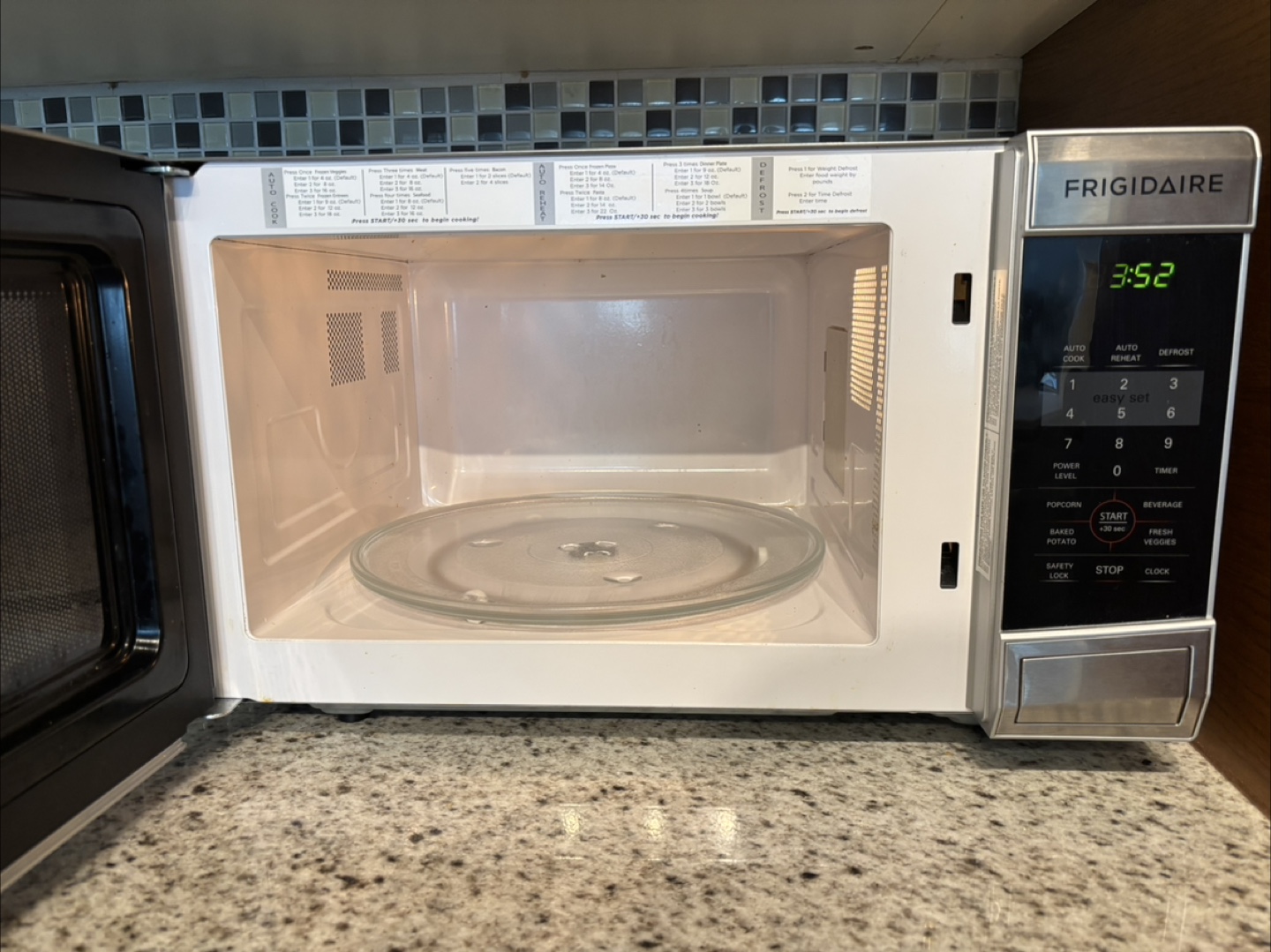 Frigidaire Stainless Steel Microwave - photo 2