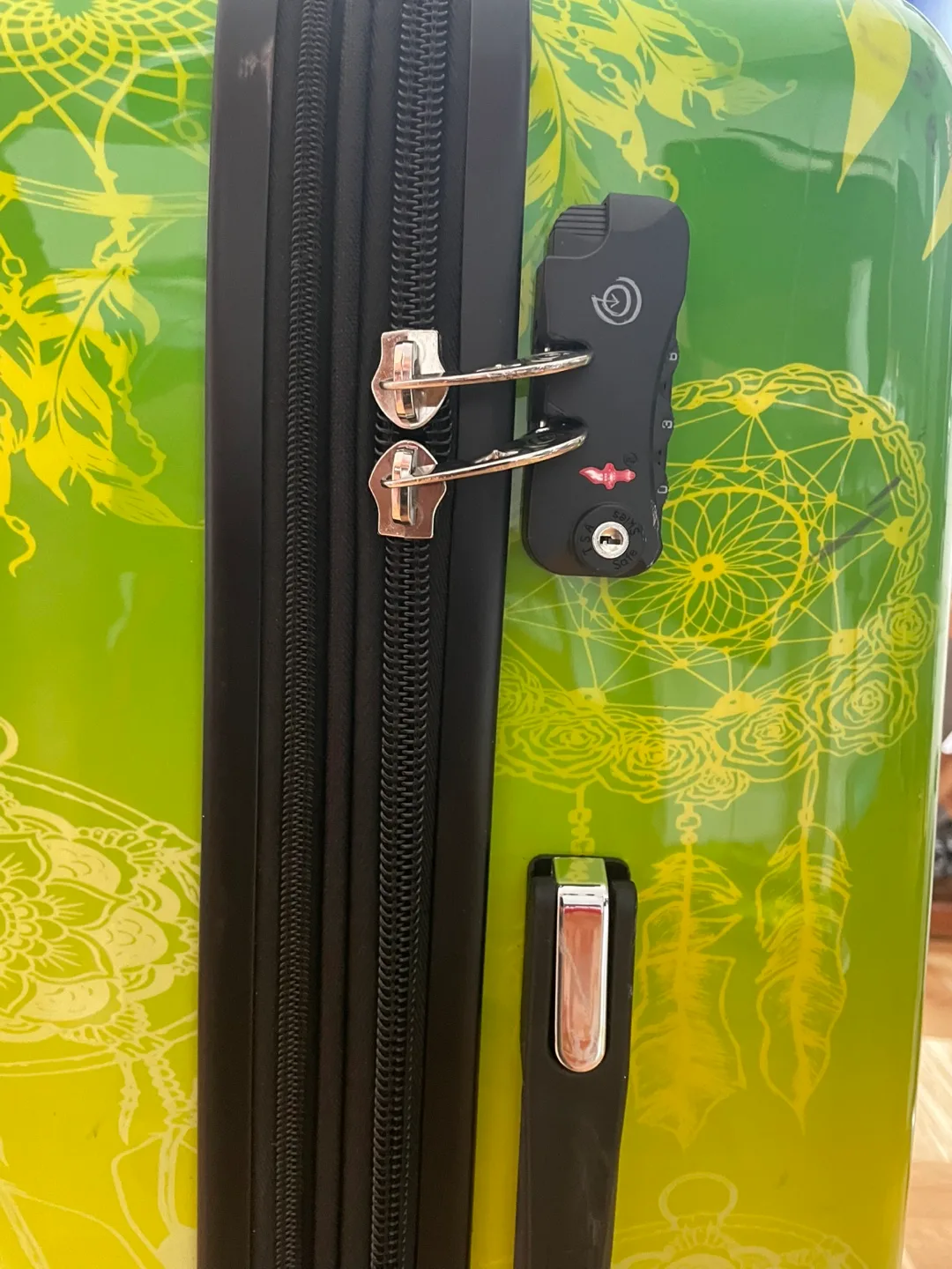 Suitcase - Dreamcatcher Design image indicator(5)