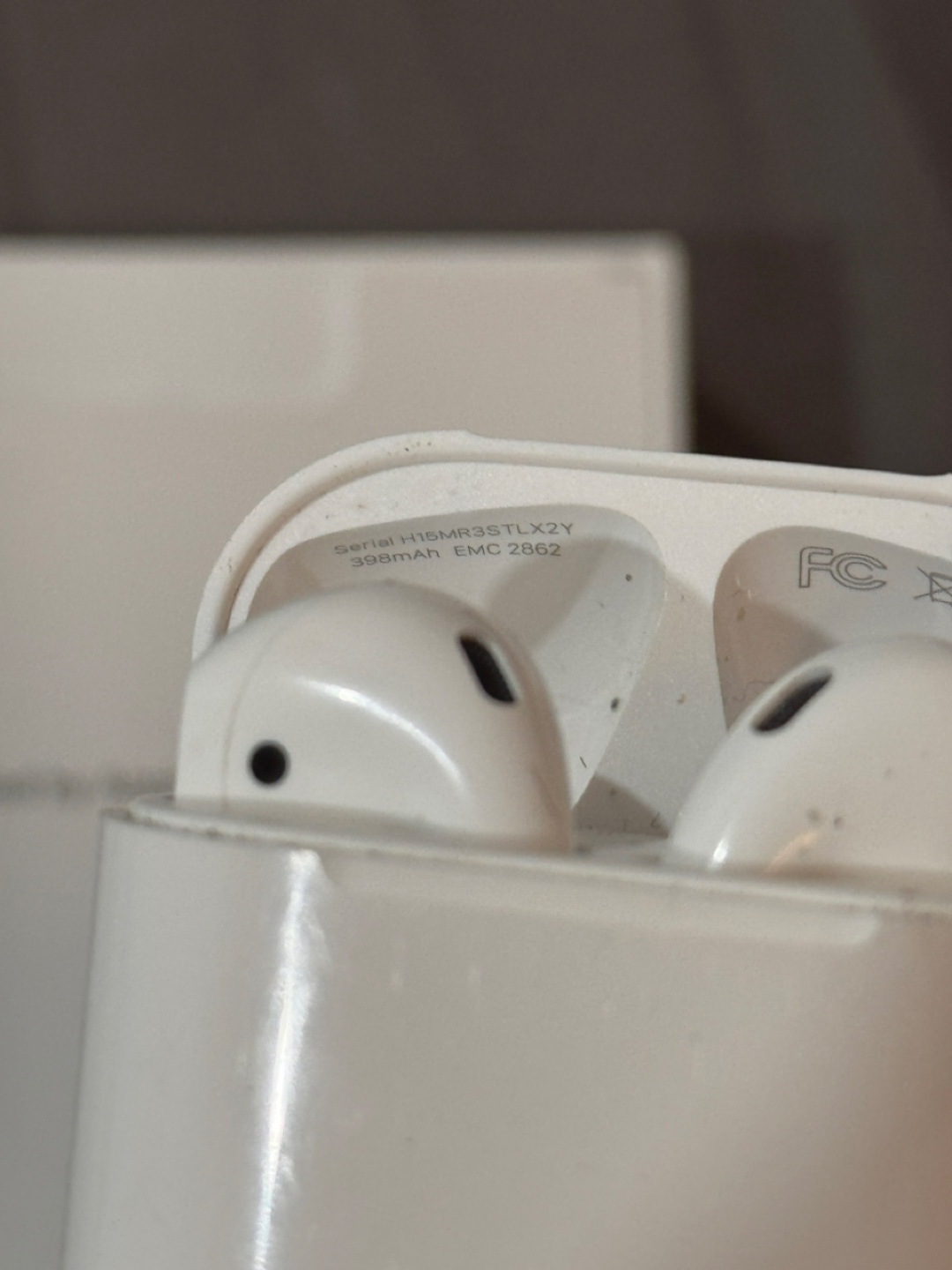 Apple AirPods with Charging Case (MV7N2AM/A) - photo 2