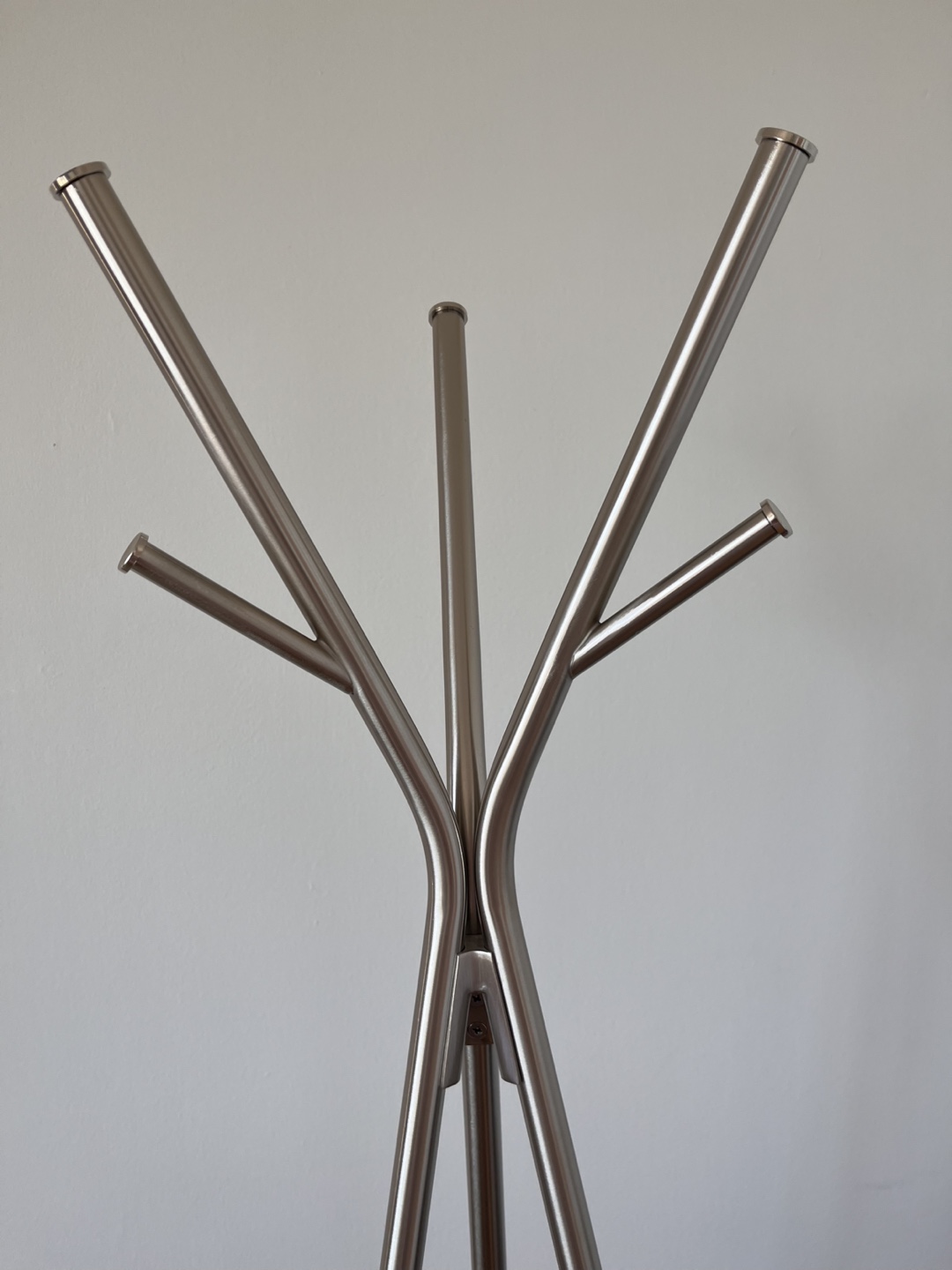 Moving sale - Modern Metal Coat Rack - photo 2
