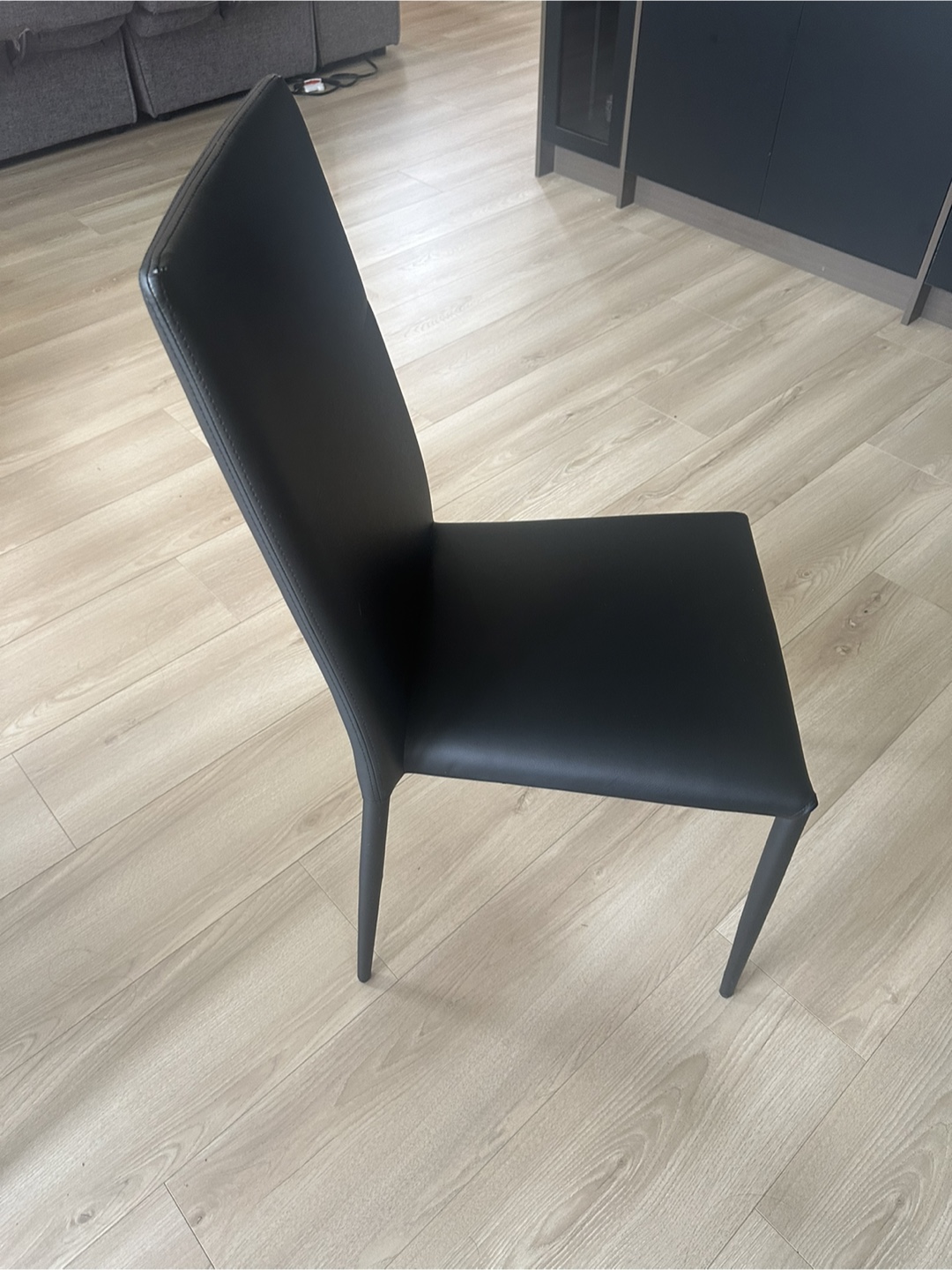 Live Edge Dining Table with Six Black Leather Chairs - photo 5