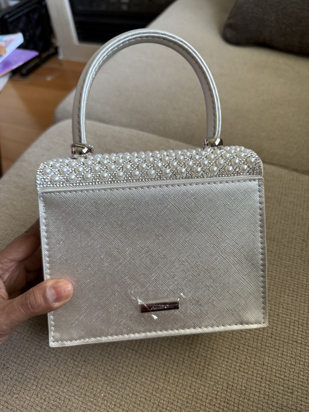 brand new Silver Pearl Embellished Handbag - photo 3