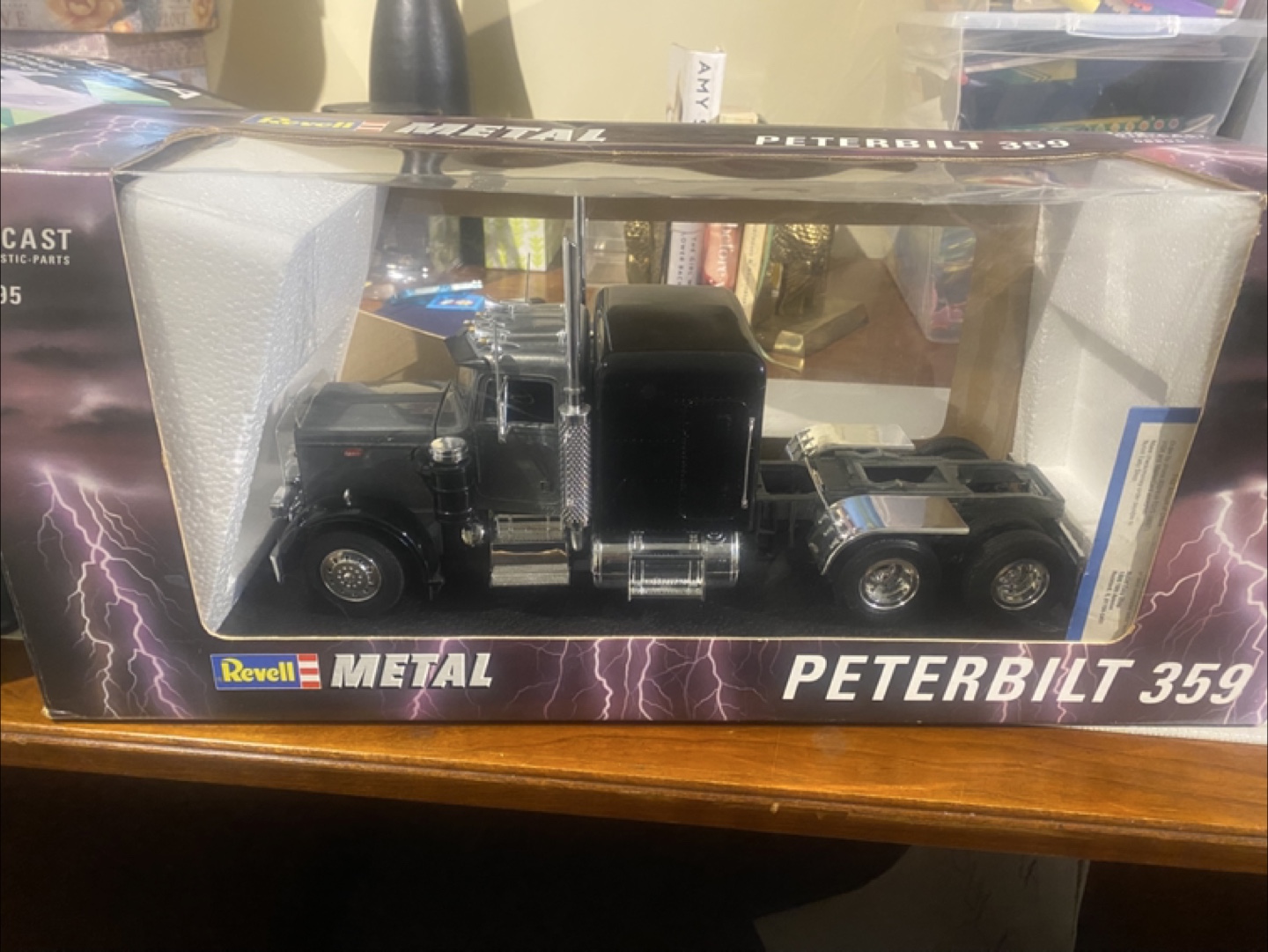Revell Metal Peterbilt 359 diecast model truck