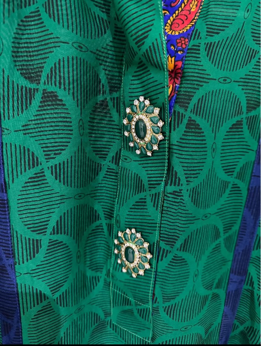2pcs Gorgeous Emerald Green & Navy Blue Embroidered Kurti - photo 2