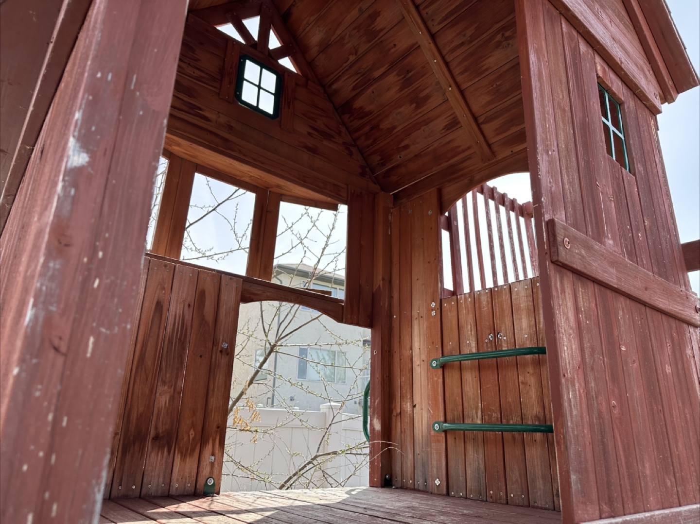 Playhouse - photo 4