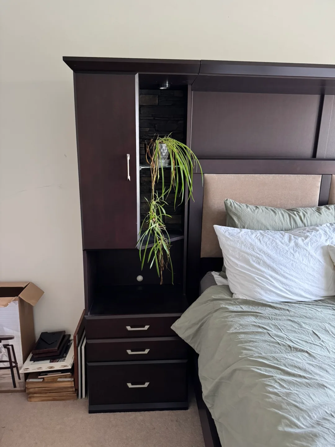 Queen Size Bedroom Set with Built-in Headboard and Nightstands image indicator(3)