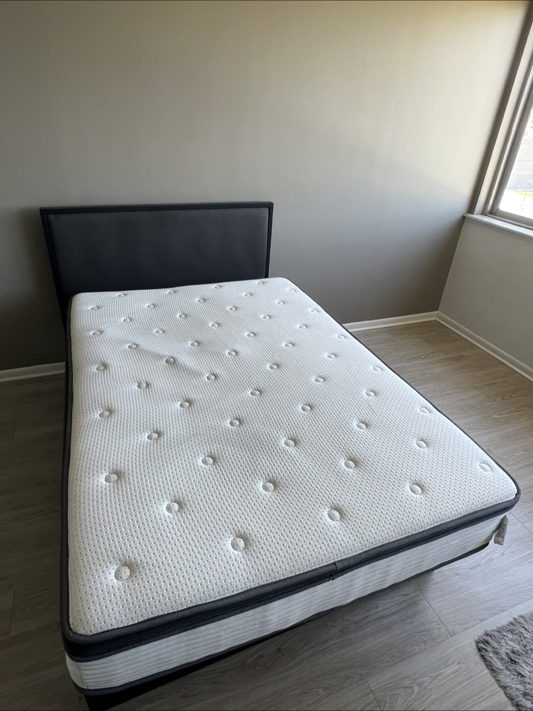 (Moving Sale!) 12" Plush Cooling Gel Memory Foam Mattress