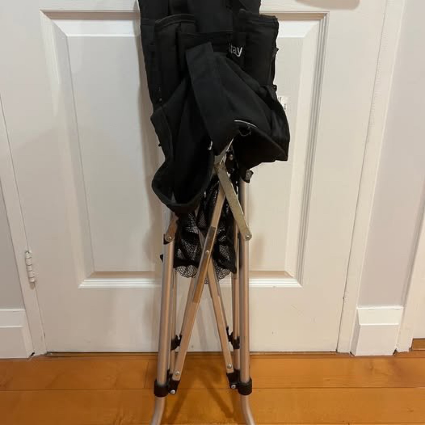 One2Stay Portable Booster Chair - photo 2