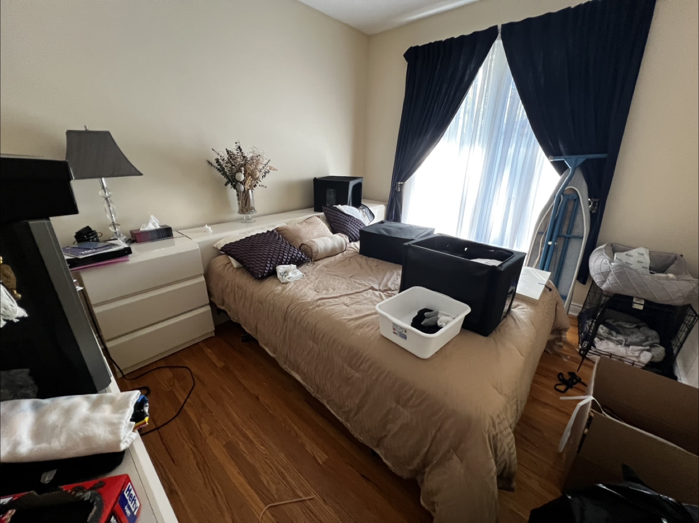 White bedroom Set.Head board, Dresser and matching nightstand