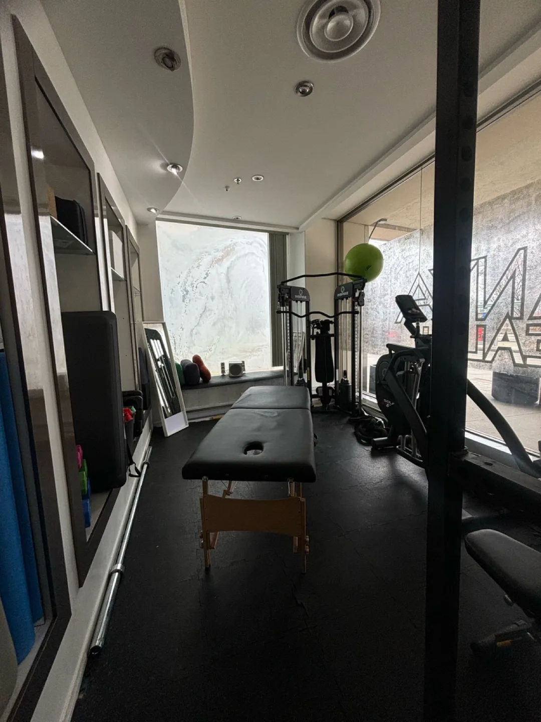 Portable Massage Table image indicator(4)