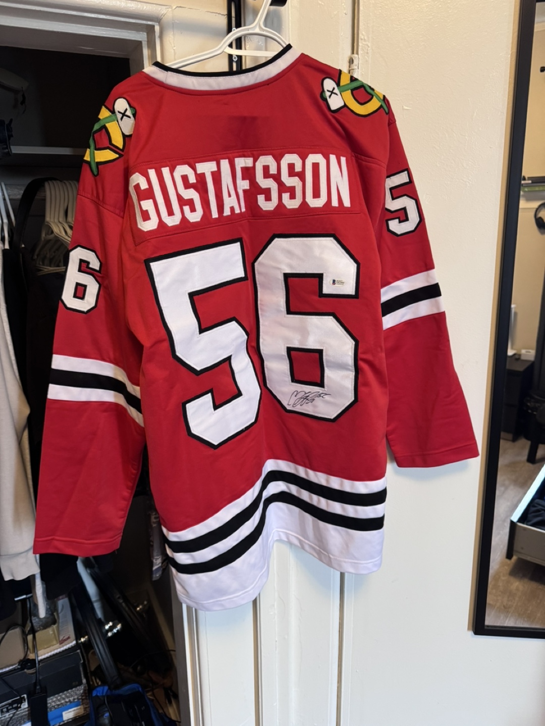Signed Gustavsson #56 Chicago Blackhawks Jersey - photo 3