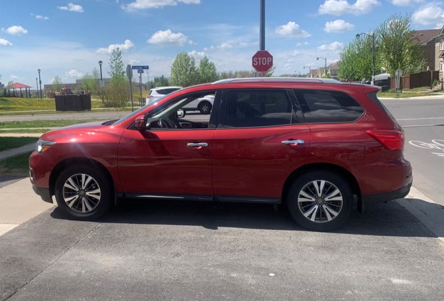 AS-IS 2017 Nissan Pathfinder SUV