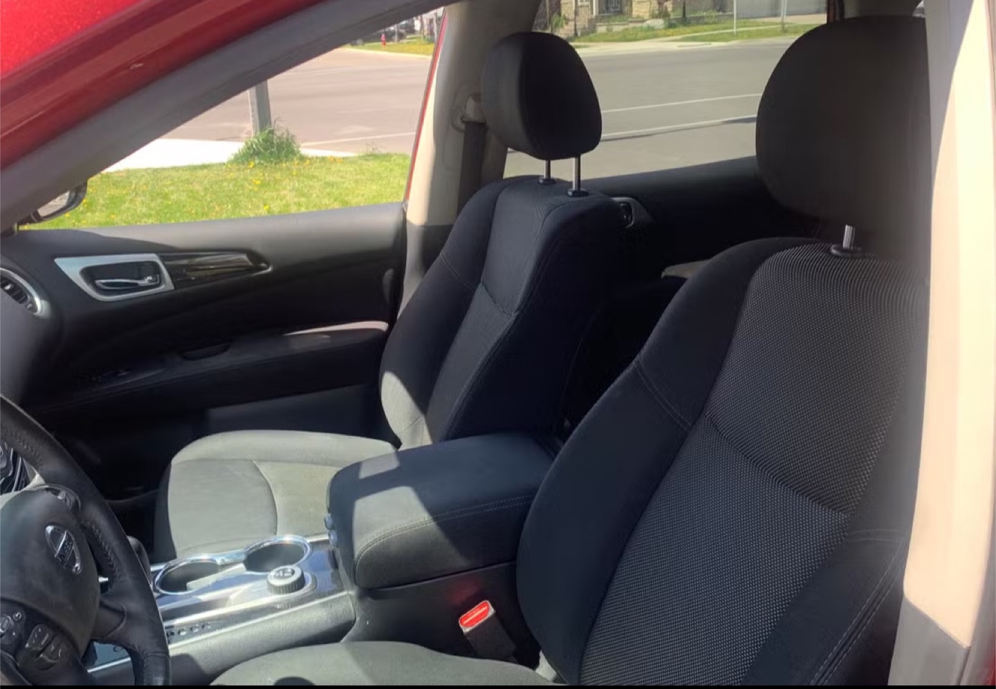AS-IS 2017 Nissan Pathfinder SUV - photo 3