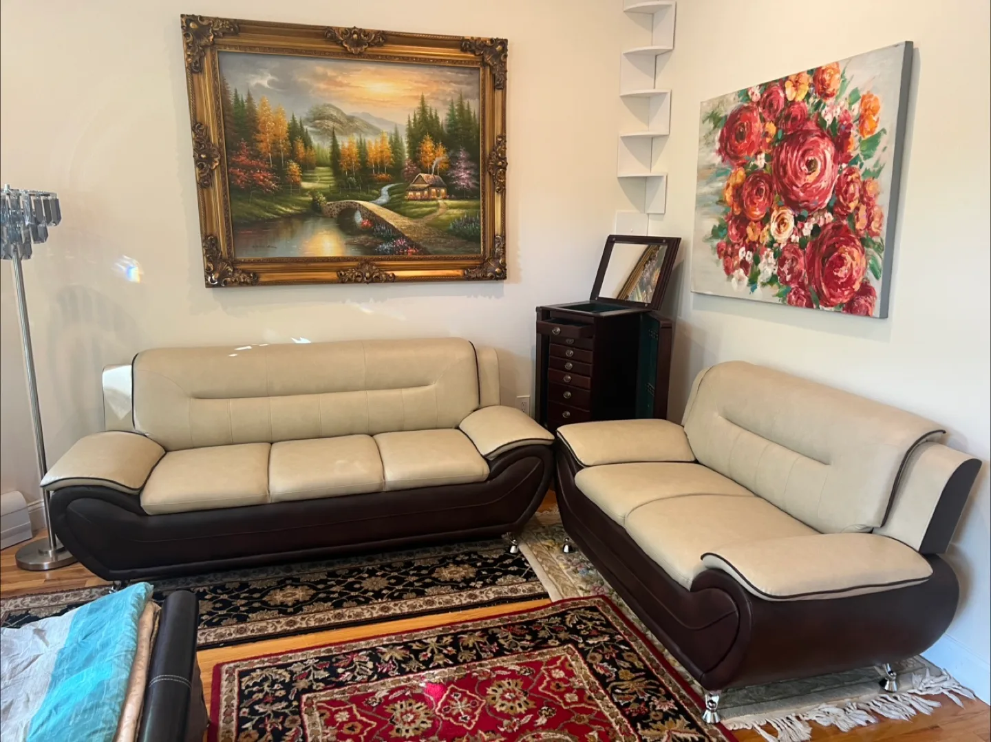 Elegant Crystal Chandelier & Matching Ceiling Medallion image indicator(8)