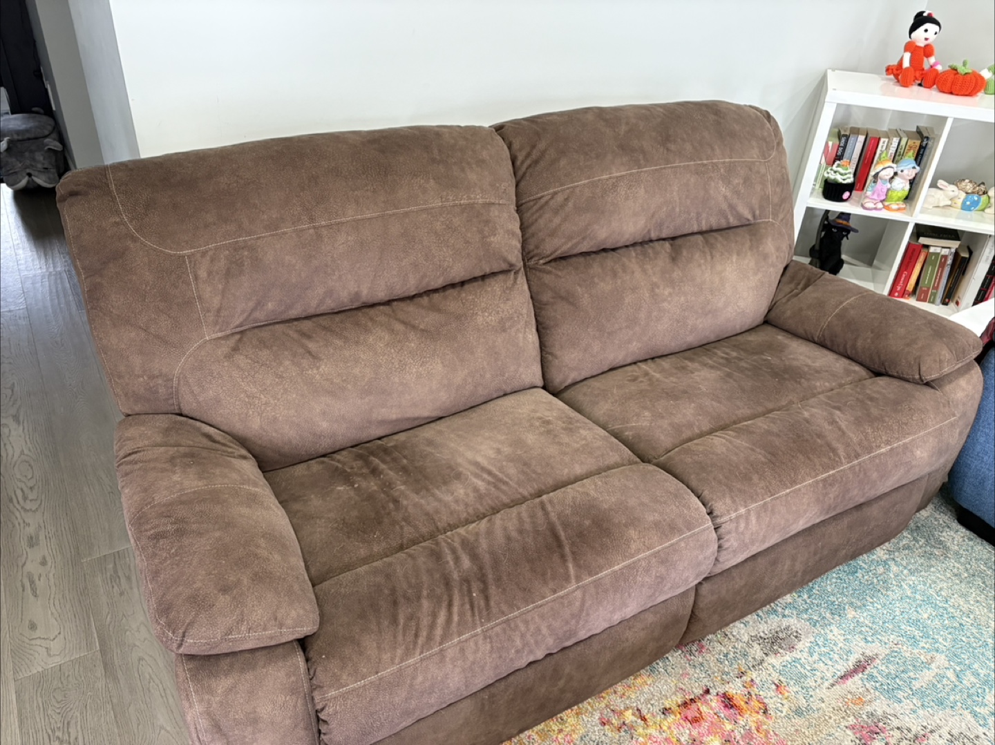 Brown Reclining Sofa - photo 4