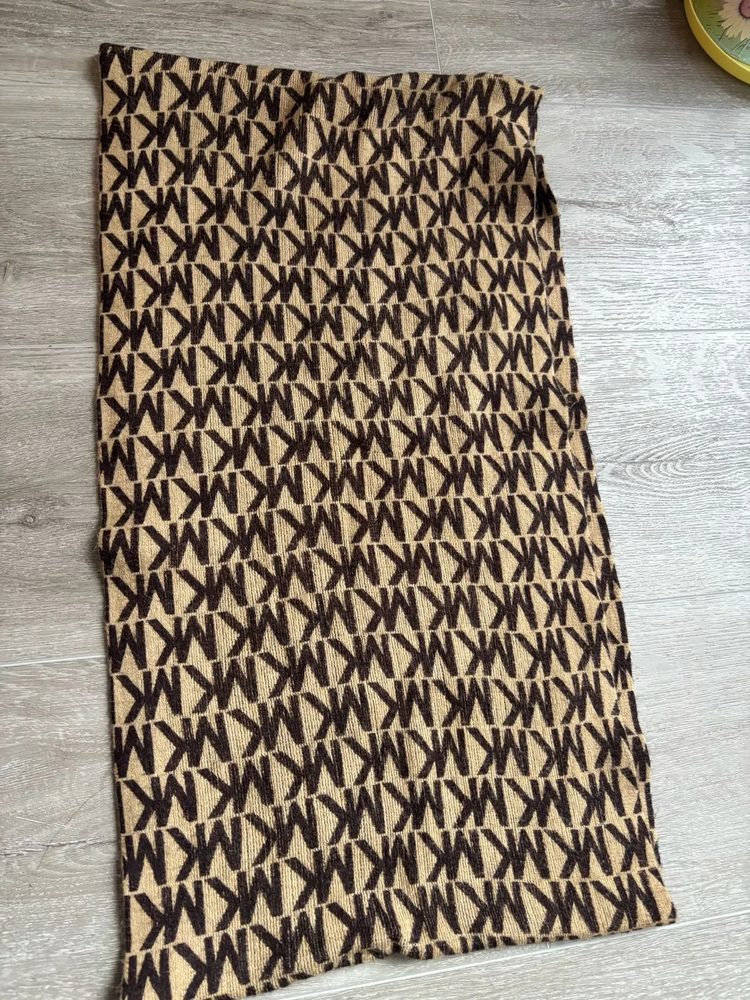 Michael Kors Knit Infinity Scarf thumbnail
