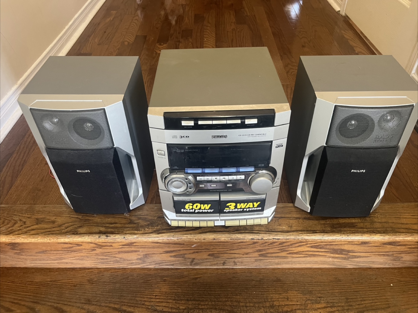 Philips 3-Way 60W Stereo System with Speakers