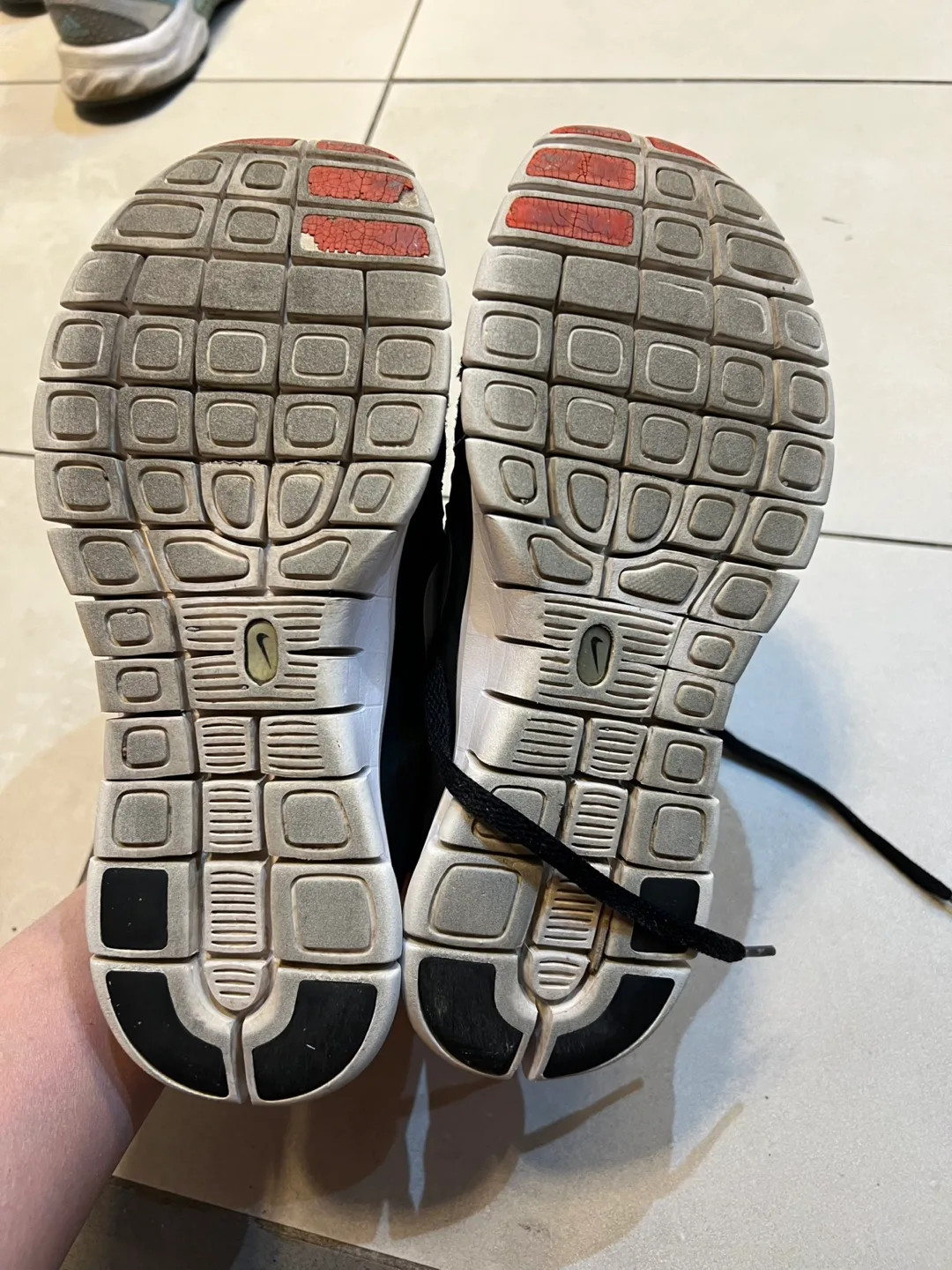 Nike Free 5.0 Running Shoes - Women's Size 5.5 image indicator(4)