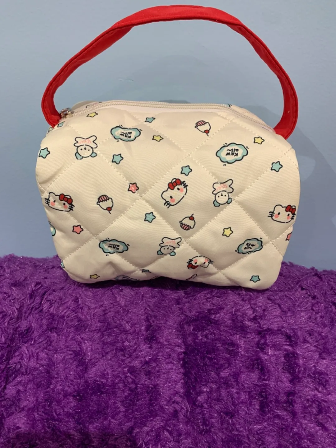 Adorable Hello Kitty Quilted Handbag thumbnail