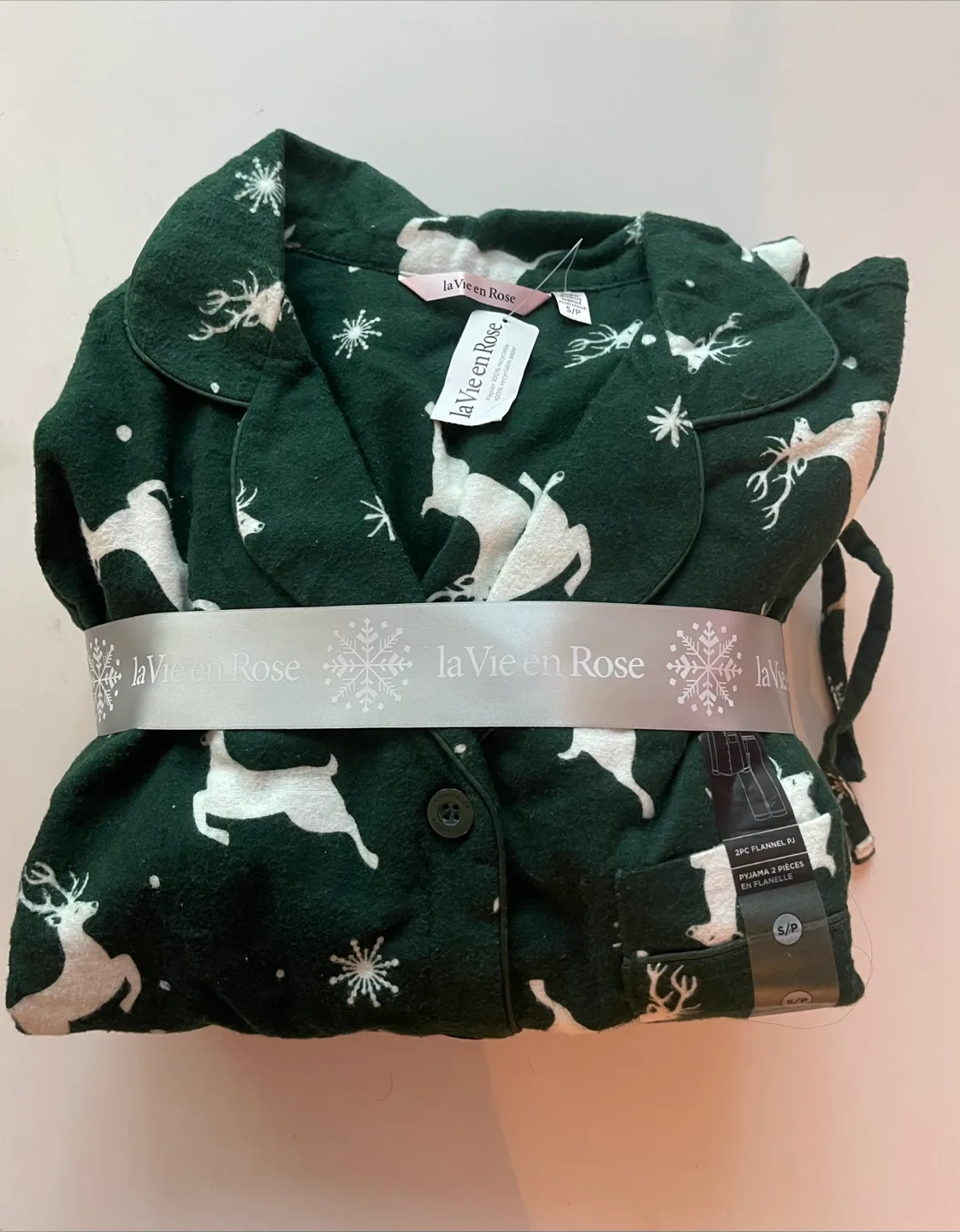 ❤️Brand New❤️ Women's Flannel Pajama Set thumbnail