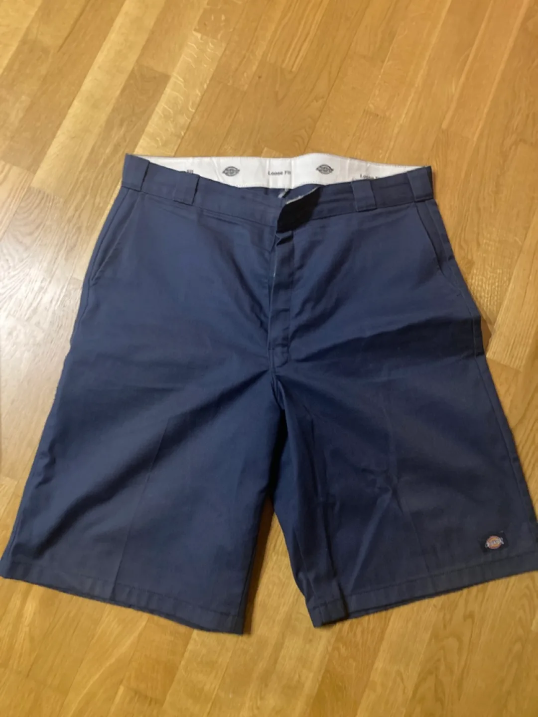 Dickies Loose Fit Work Shorts Size 38 (fits like a 36) image indicator(2)