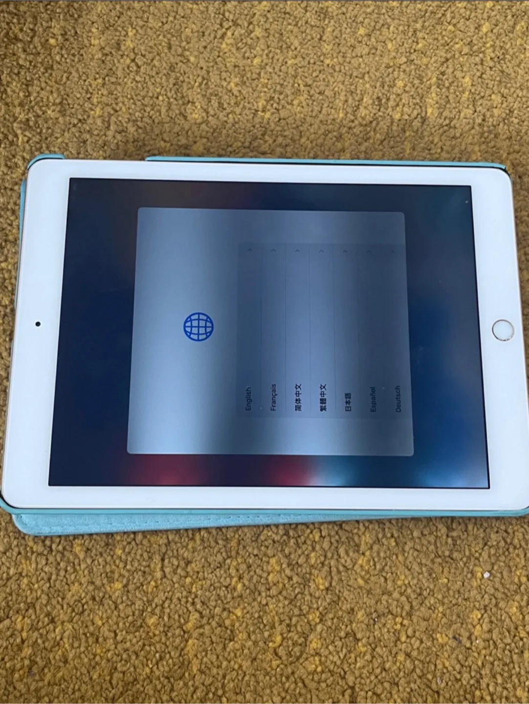 iPad Air 2 with Rotating Case image indicator(3)