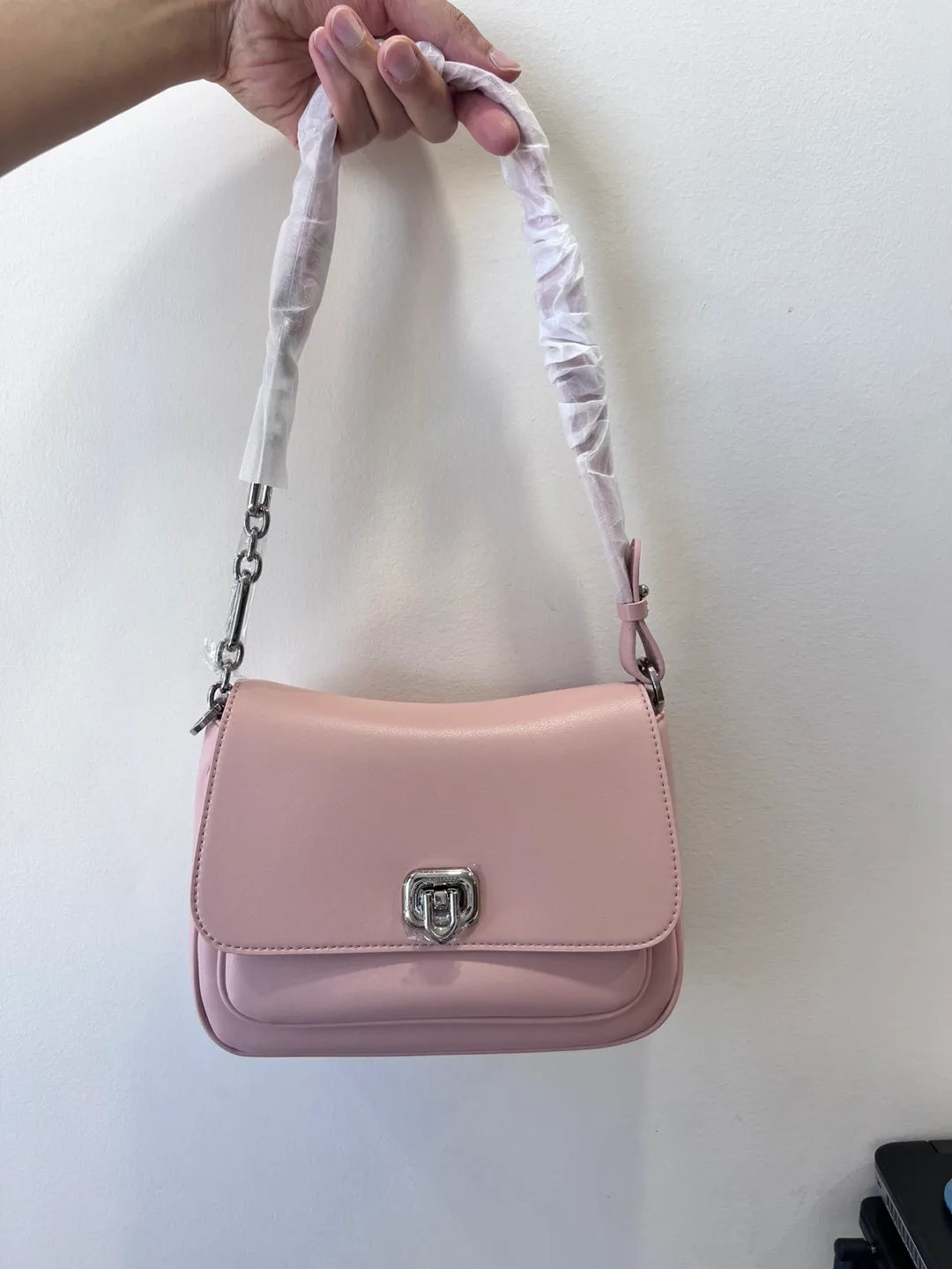 《Brand New》Pink Shoulder Bag image indicator(4)