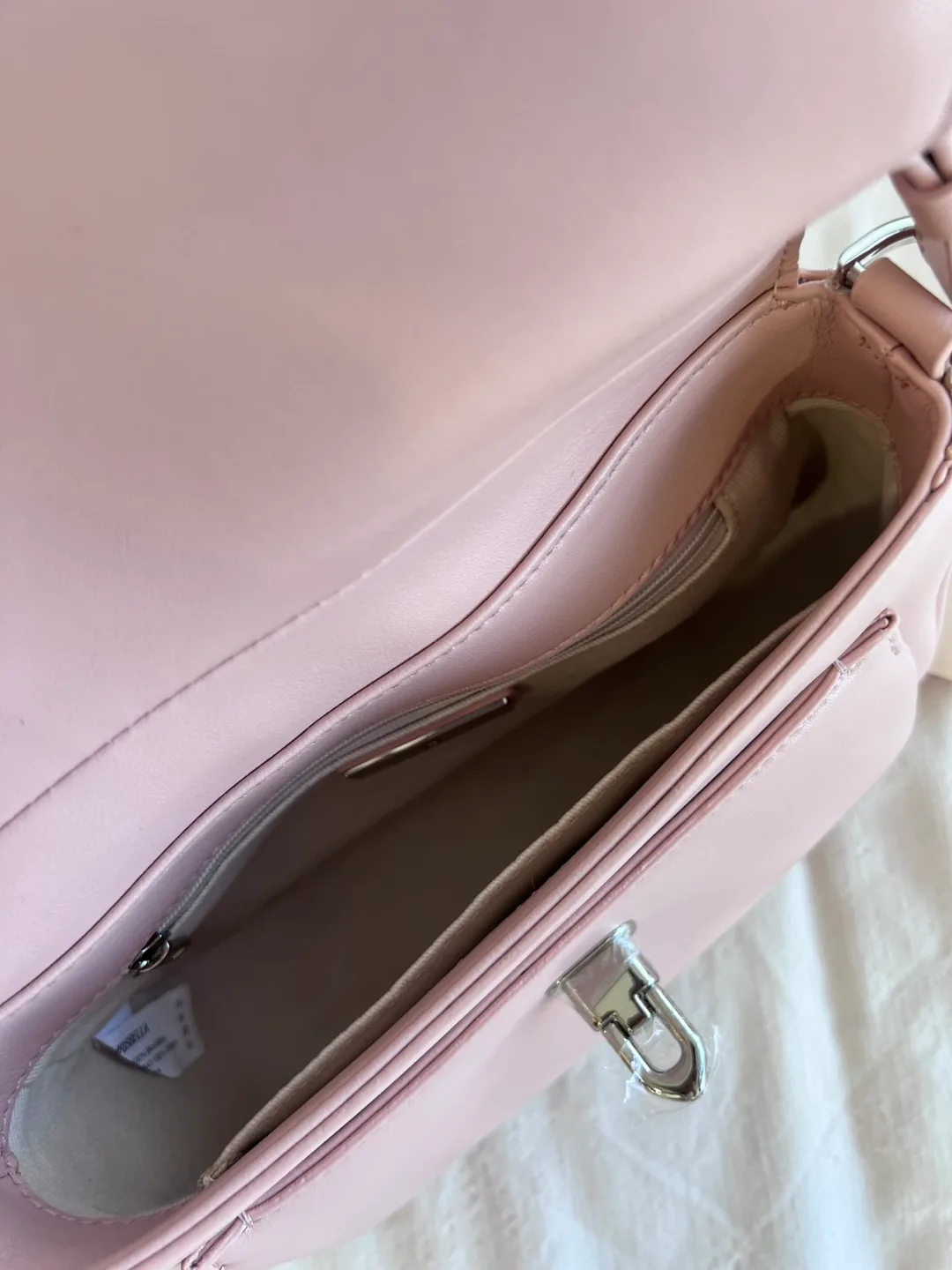 《Brand New》Pink Shoulder Bag image indicator(7)